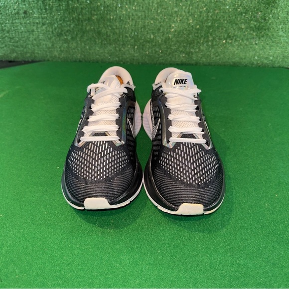 Nike Air Zoom Structure 24 Black Zebra Iridescent DX9626-001 Women Size 7.5 - Picture 2 of 6